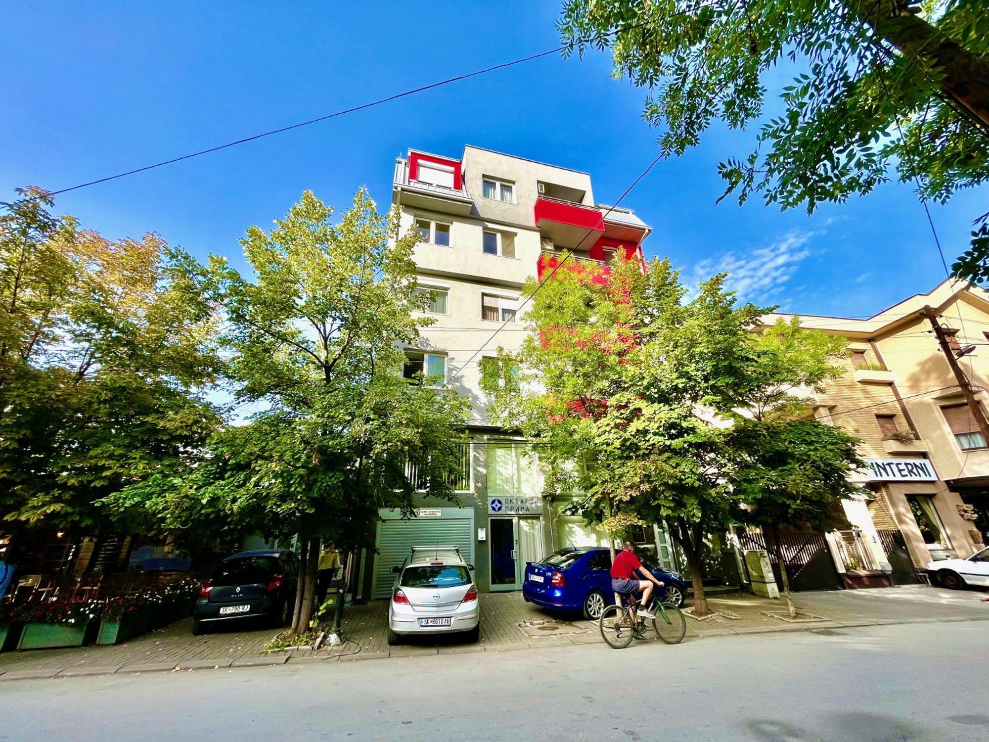 Lifestyle Gallery Apartment Skopje Bagian luar foto