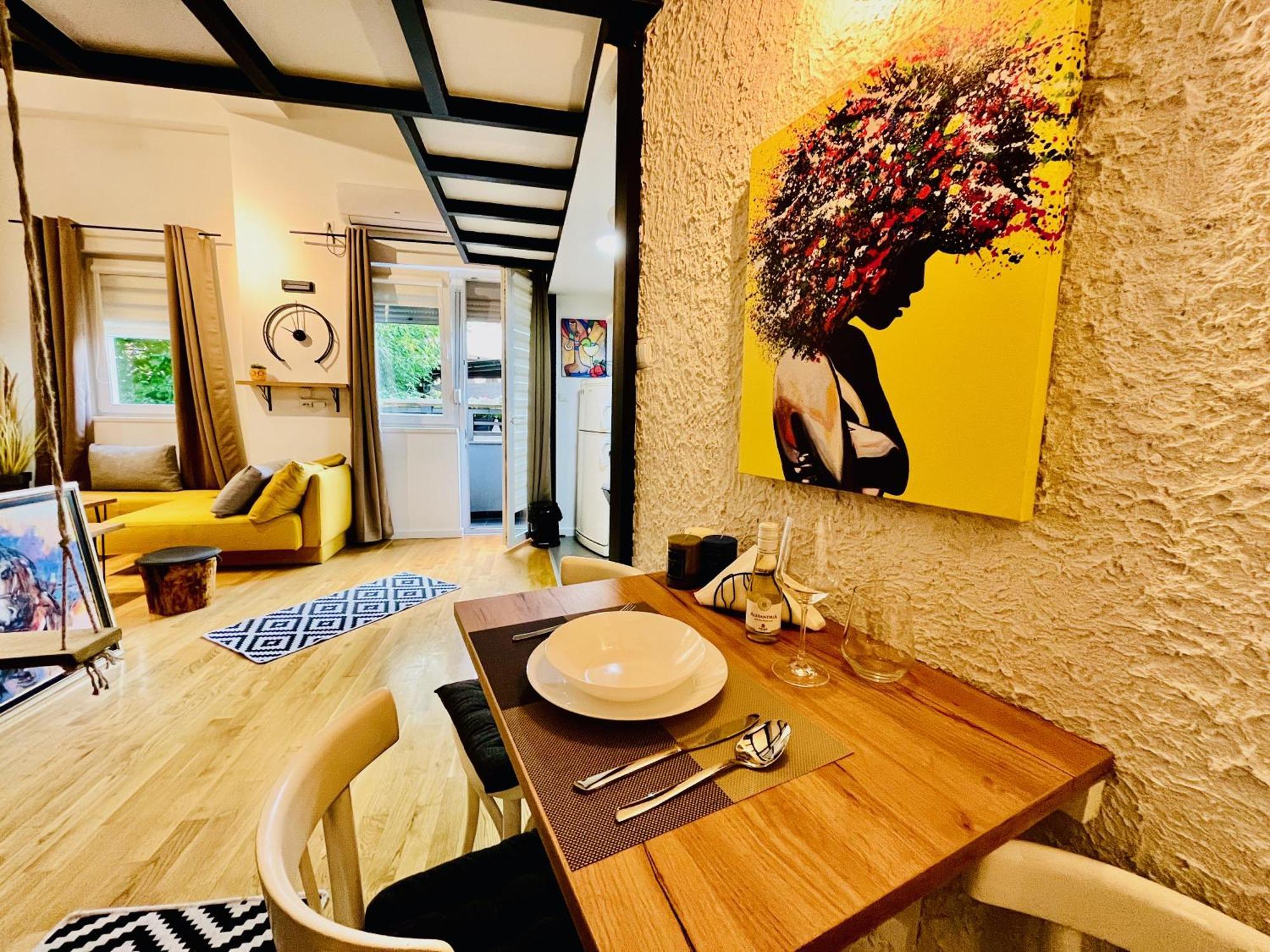 Lifestyle Gallery Apartment Skopje Bagian luar foto
