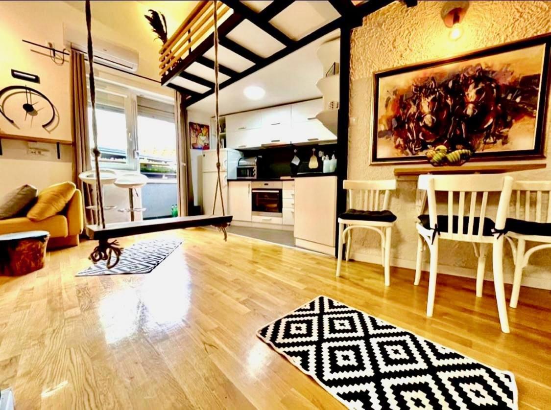 Lifestyle Gallery Apartment Skopje Bagian luar foto